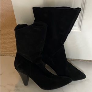 Slouchy booties in Suede